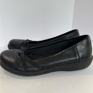 Bass Black Leather Comfort Flats womens size 8